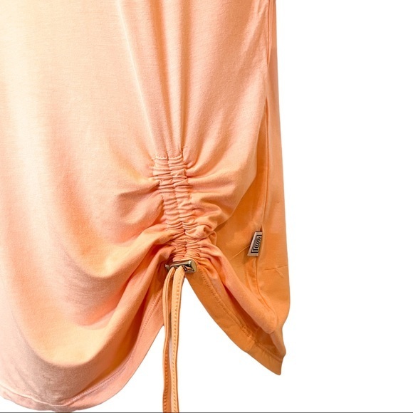 LAUNDRY by Shelli Seal Side Ruched Tee - Picture 4 of 4